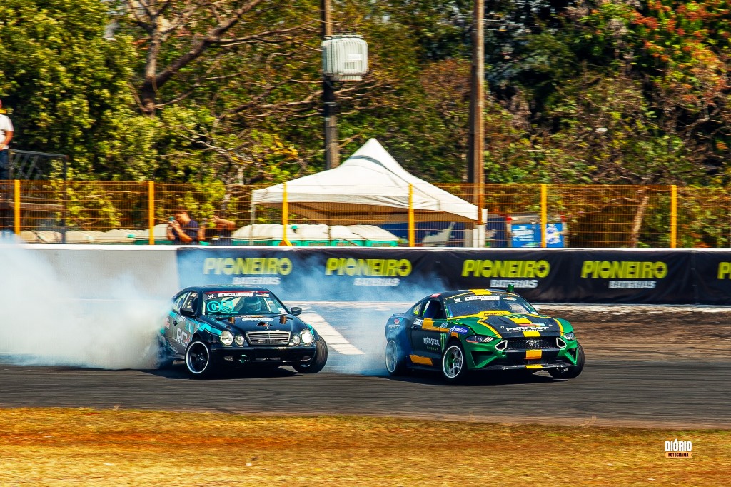 Beto Carrero World - Campeonato Brasileiro de Drift terá ingresso solidário  e visitação aos boxes - Portal Timbó Net