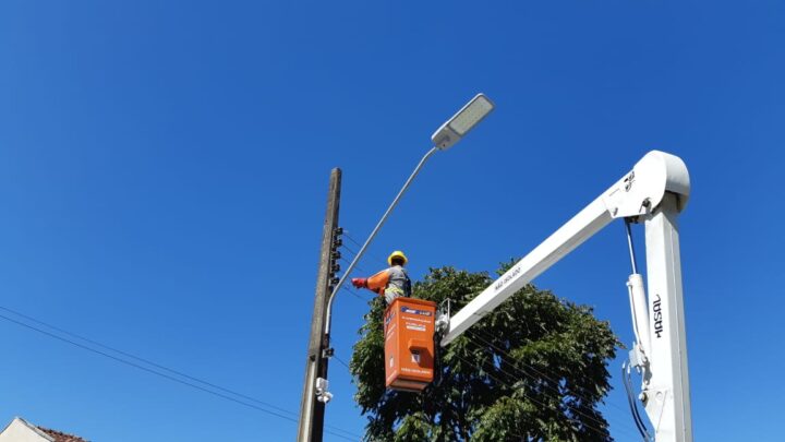 Blumenau – Participação da comunidade contribui para a eficiência do sistema de iluminação pública