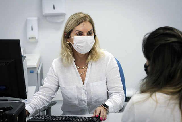 Saúde do Trabalhador de Timbó beneficia mulheres com dois exames à noite