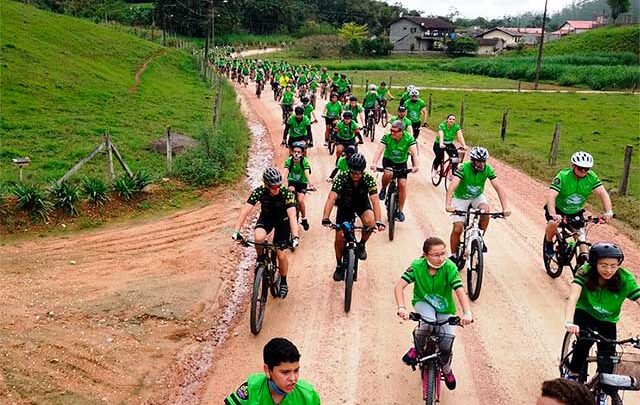 Karsten promove 1° Passeio Ciclístico em comemoração ao Dia Mundial Sem Carro