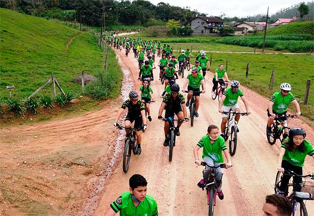 Karsten promove 1° Passeio Ciclístico em comemoração ao Dia Mundial Sem Carro