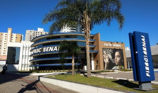 SESI/SENAI Blumenau lança programa de qualificação profissional para o setor Têxtil