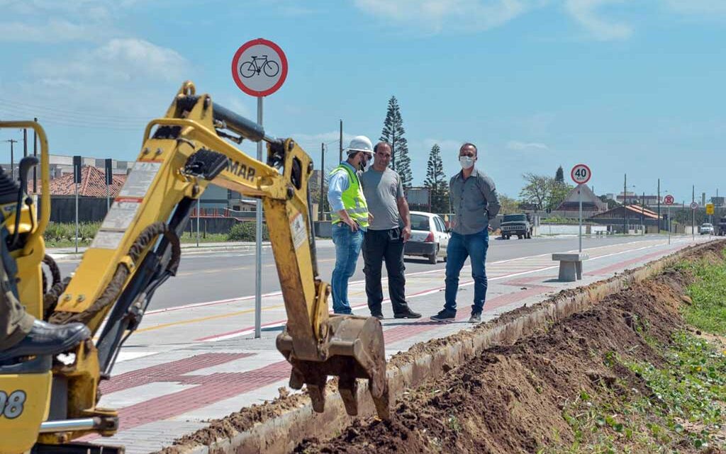 SC – Iluminação pública da Orla do Ervino é modernizada