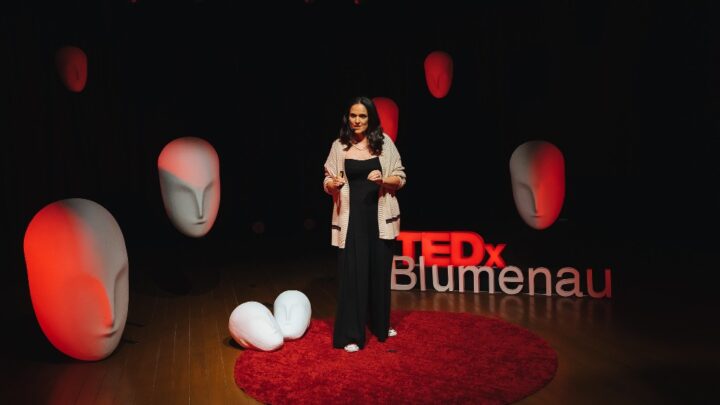 Vídeos do TEDxBlumenau estão disponíveis nos canais oficiais da plataforma global