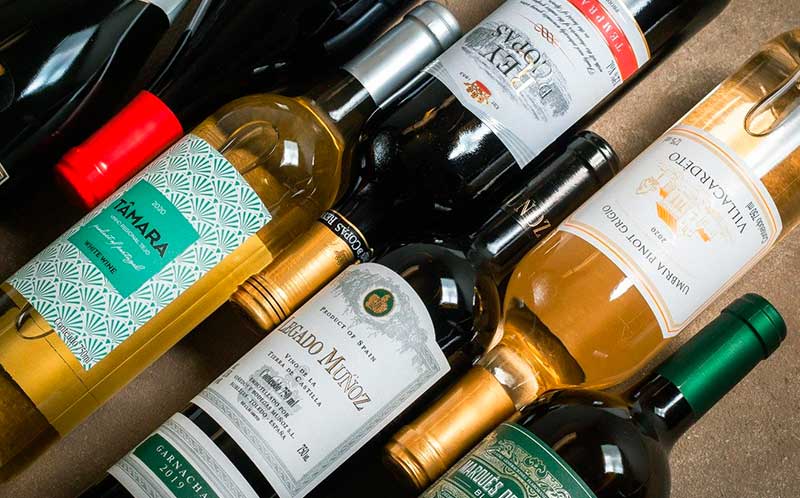 Decanter une lojas físicas e e-commerce na Black November