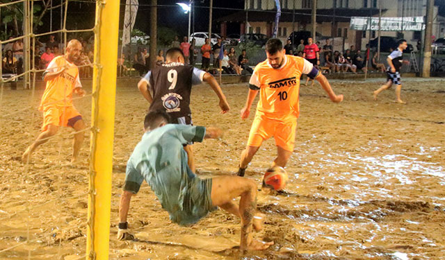 10º Campeonato Municipal de Futebol de Areia inicia em Timbó