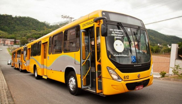 Indaial – Novas linhas de ônibus reforçam atendimento aos estudantes que utilizam transporte público