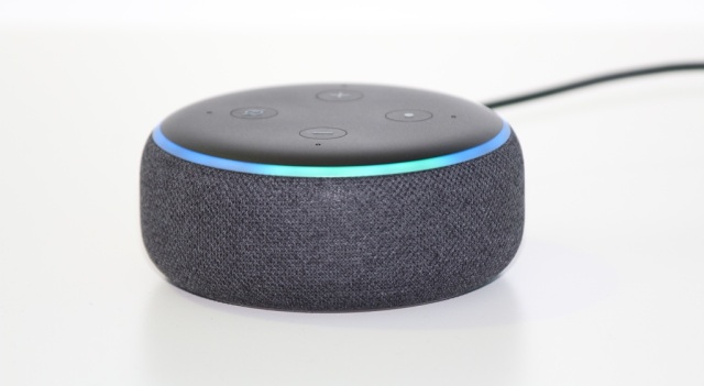 Projuris lança solução para Alexa, assistente virtual da Amazon