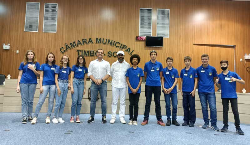 Timbó – Parlamento Jovem discute sobre História e Cultura Afro-Brasileira nas escolas