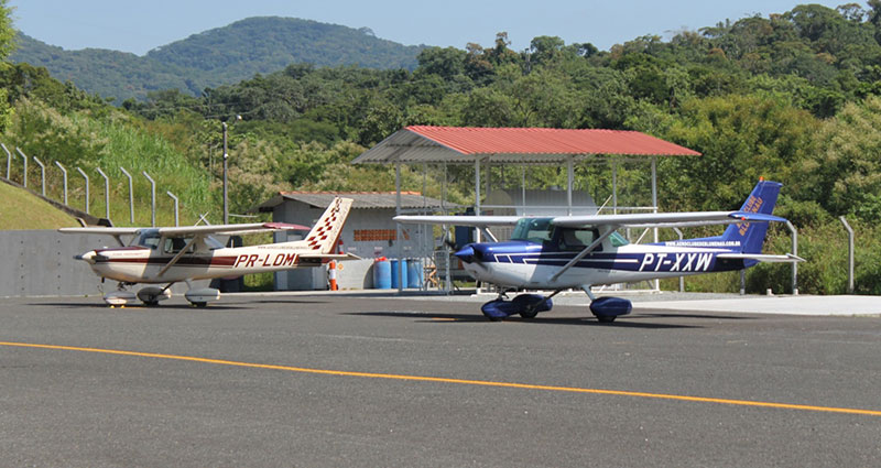 Mundo da aviação ganha destaque no Norte Shopping com estreia de “Top Gun: Maverick” e exposição do Aeroclube de Blumenau