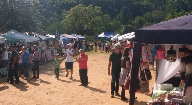 Indaial – Feira de Rua Flor&Ser da FIC reúne artesanato, lazer e entretenimento no Parque Jorge Hardt