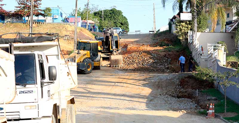 Timbó – Rua Áustria trecho II começa a receber obras para pavimentação