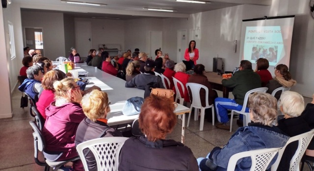 Indaial – Centro de Convivência sedia palestra para idosos do Tapajós com Encontro da Melhor Idade