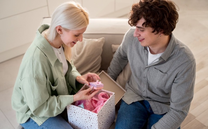 Quatro tecnologias para potencializar as vendas do varejo no Dia dos Namorados