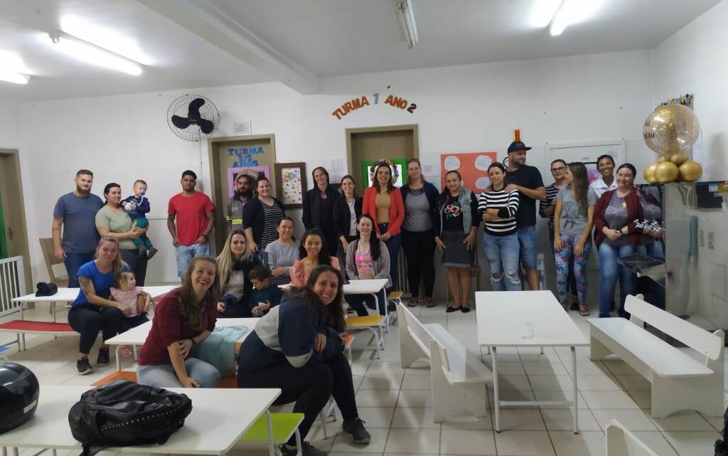 Indaial – Nutricionista da SED promoveu palestras às famílias nos espaços educacionais durante o primeiro semestre de 2022