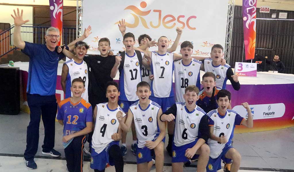 Escola Erwin Prade é campeã no vôlei masculino no Jesc