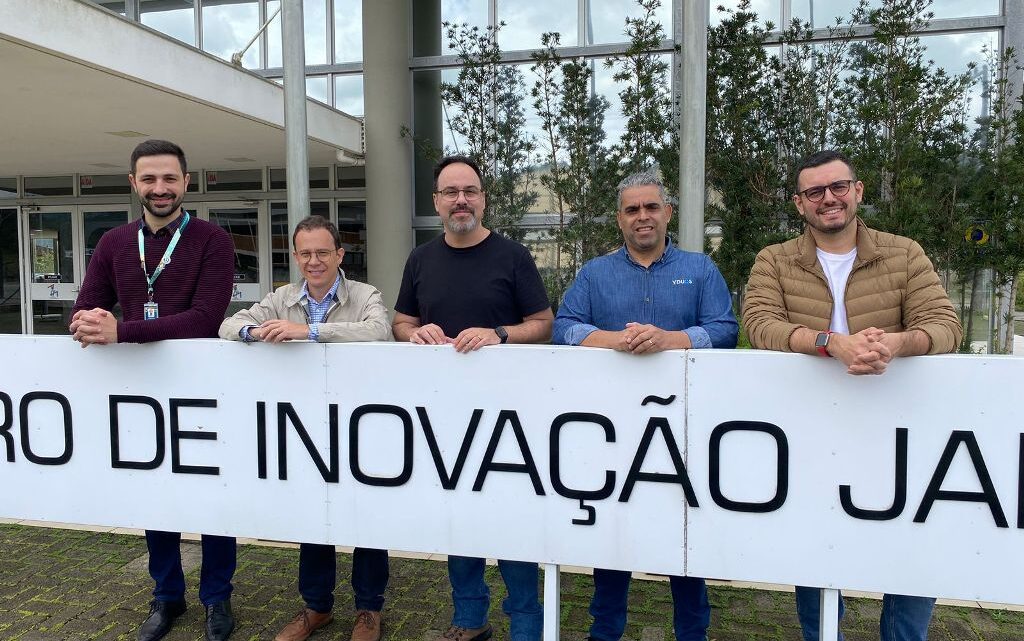 IDOMED Jaraguá do Sul firma parceria com Novale Hub para incentivar a criação e desenvolvimento de startups voltadas para a área da Saúde