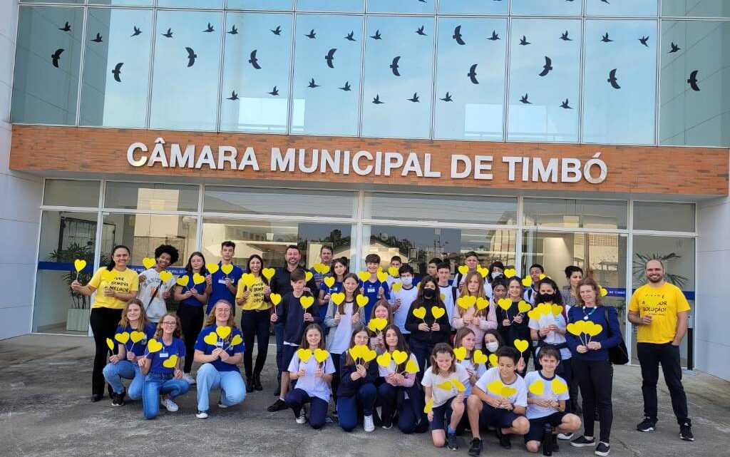 Câmara de Timbó – Prevenção ao suicídio é debatido no Parlamento Jovem