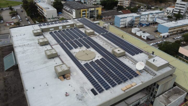 Usina de geração solar da Alesc entra em operação