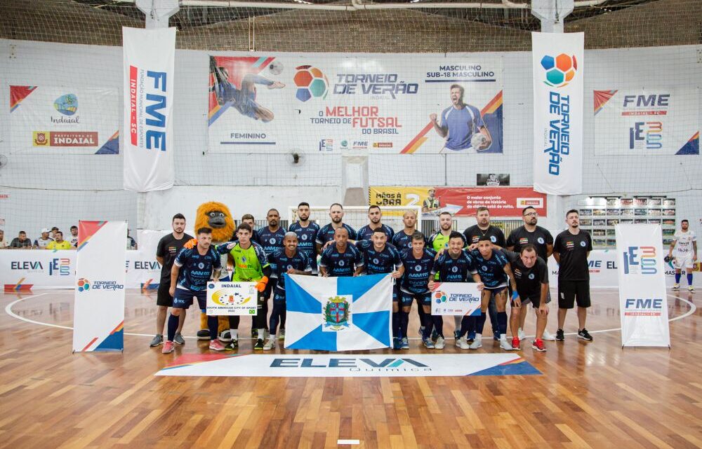 Equipe de Timbó participa do Torneio de Verão de Indaial