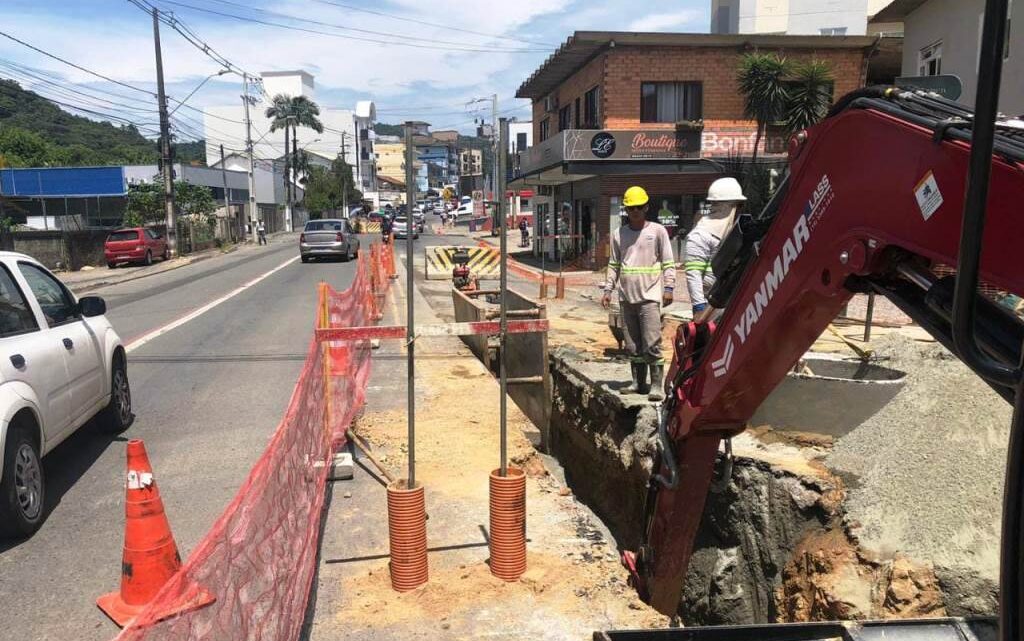 BRK inicia nesta quarta-feira (15/2) obra complementar à implantação da rede de coleta no Bairro Velha