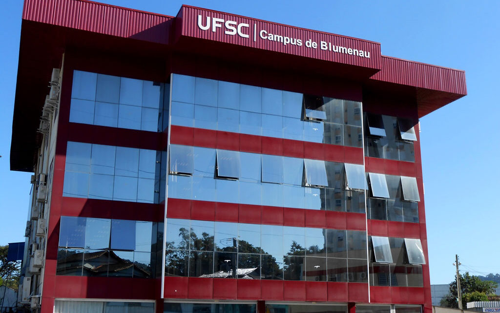 UFSC abre inscrições para concurso público com cinco vagas para o Campus Blumenau