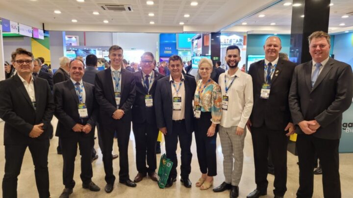 Vale Europeu marca presença em maior evento municipalista brasileiro