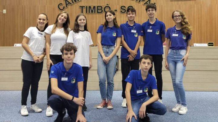 Câmara de Timbó – Parlamento Jovem realiza a 1ª Sessão Ordinária de 2023