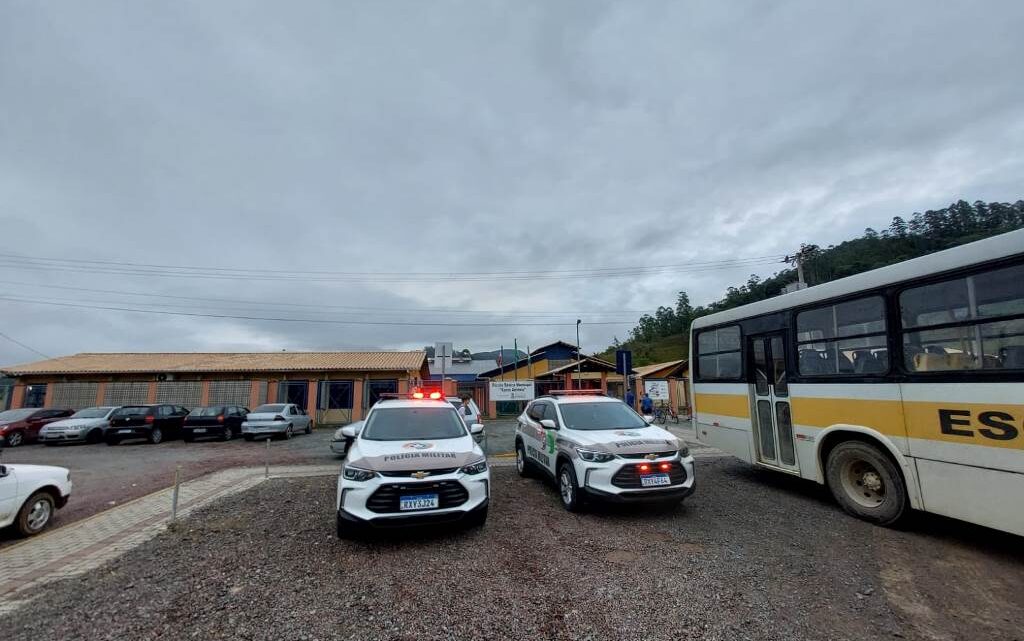 Rodeio – Parceria entre Prefeitura e Polícia Militar segue em todas as escolas e creches!