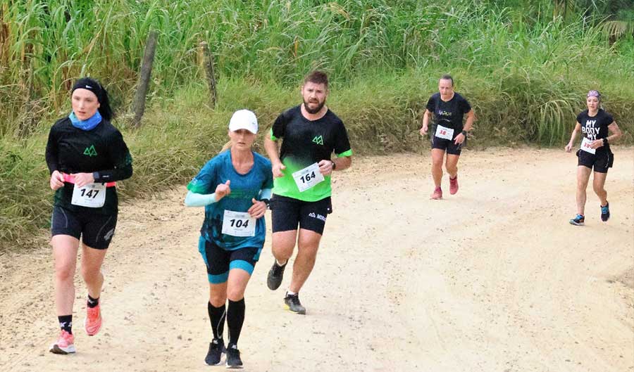 Corrida 10 Milhas Morro Azul atrai mais de 400 atletas em Timbó