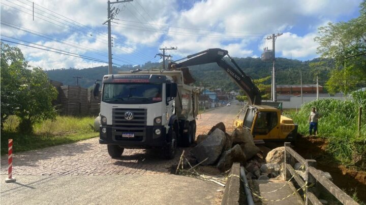 Rodeio – Tem início a obra de asfaltamento da Rua Carlos Moser