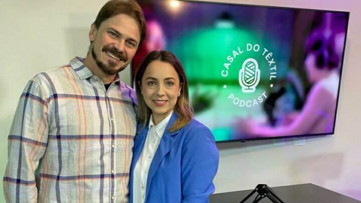 Casal de Indaial cria podcast para instruir e inspirar pessoas do ramo têxtil