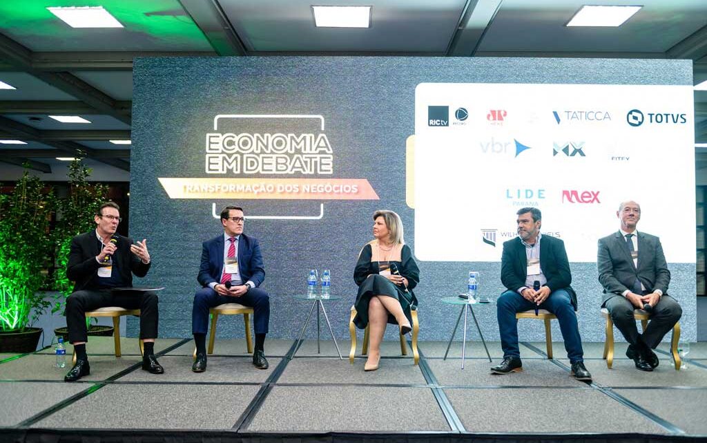 Economia em debate: Blumenau sedia evento direcionado a empresários para discutir perspectivas econômicas e ESG