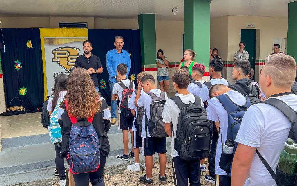 Ano letivo inicia nas UPEs e Escolas municipais de Timbó