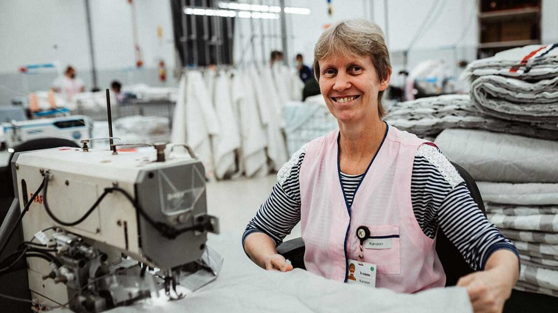 Dia da Costureira: Transformação e inspiração entre linhas e agulhas no tecer da vida