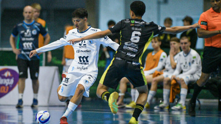 Após empate fora de casa com o Jaraguá, Associação Timbó Futsal tem sequência de partidas em Timbó