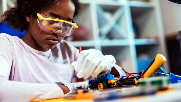 Cursos técnicos aumentam a empregabilidade e renda