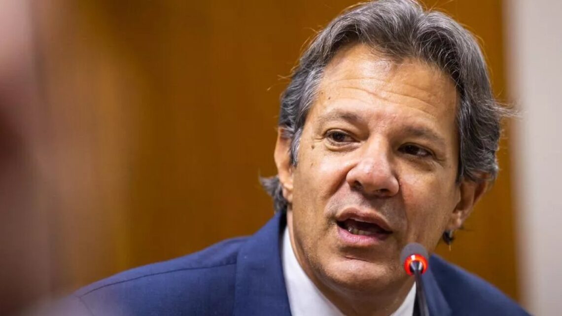 Haddad Anuncia Isenção de Imposto de Renda para Rendimentos de Até R$ 5 Mil