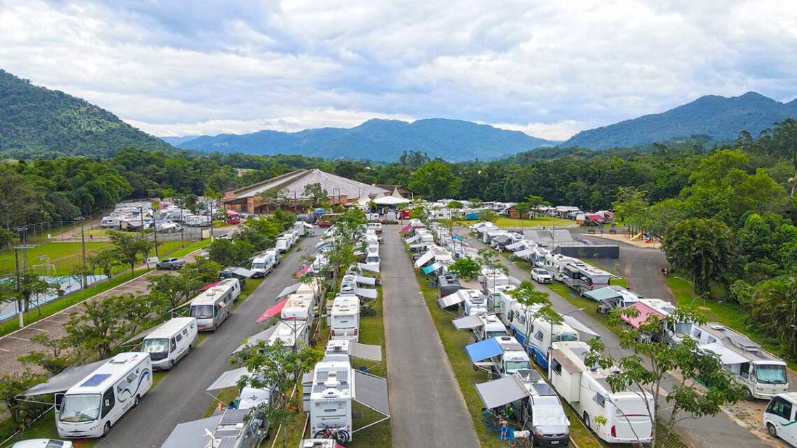 12º Encontro Nacional de Motorhome Rodamundo movimenta Timbó