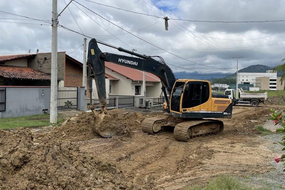 Obras a todo vapor: Secretaria intensifica manutenção em Timbó