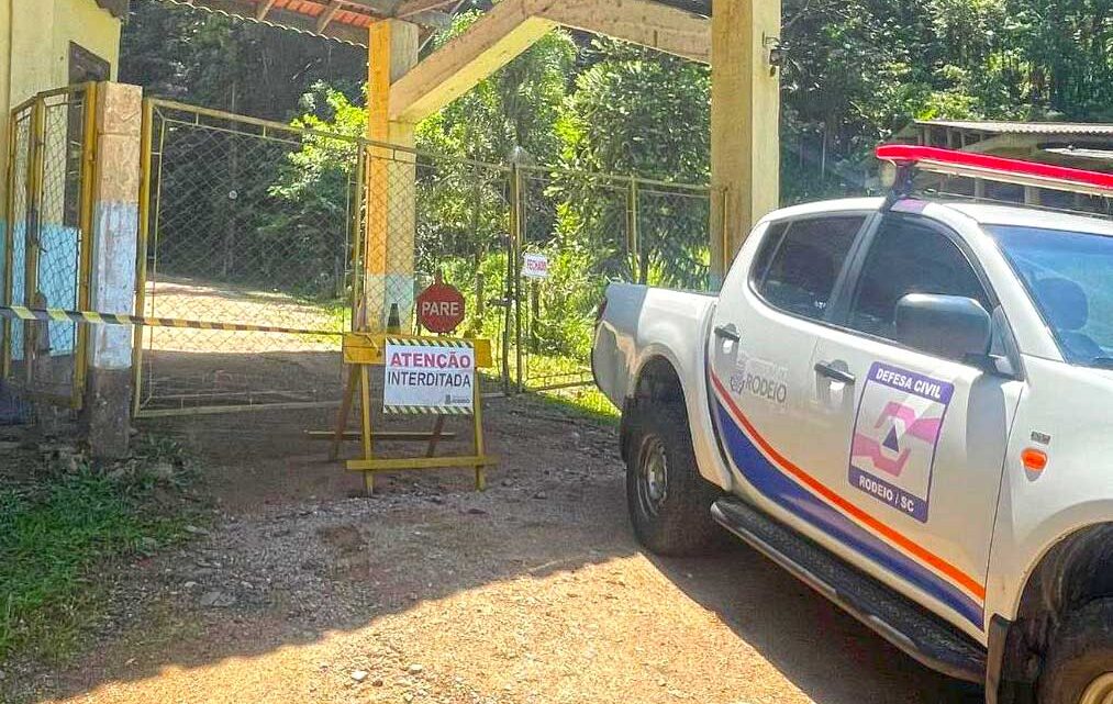 Rodeio – Interdição do Parque Municipal Carlo Pietro Vota (Salto)